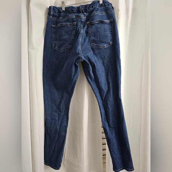 Good American Skinny Jeans - Picture 2 of 3